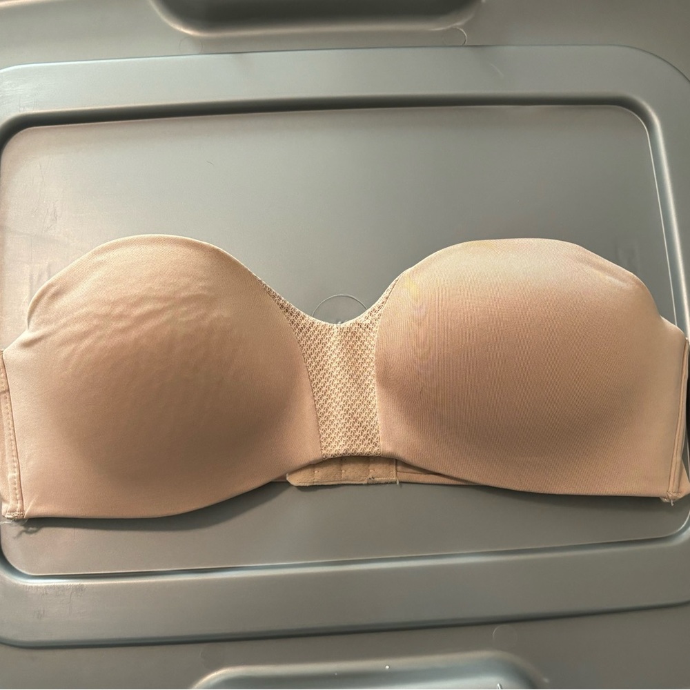 Maidenform nude strapless bra